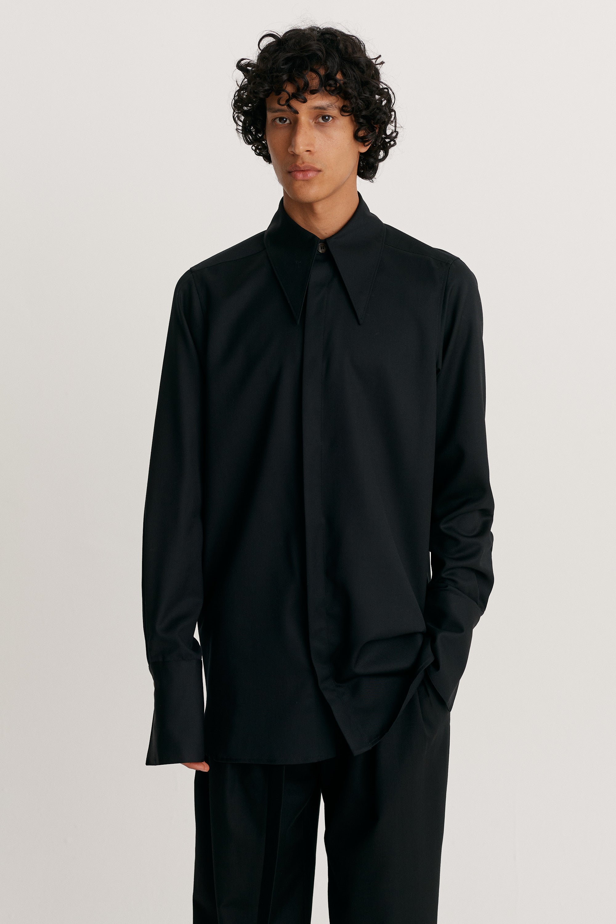 Pointed Collar Long Line Shirt in Lightweight Wool, Black / S Pointed Collar Long Line Shirt in Lightweight Wool, Black / S