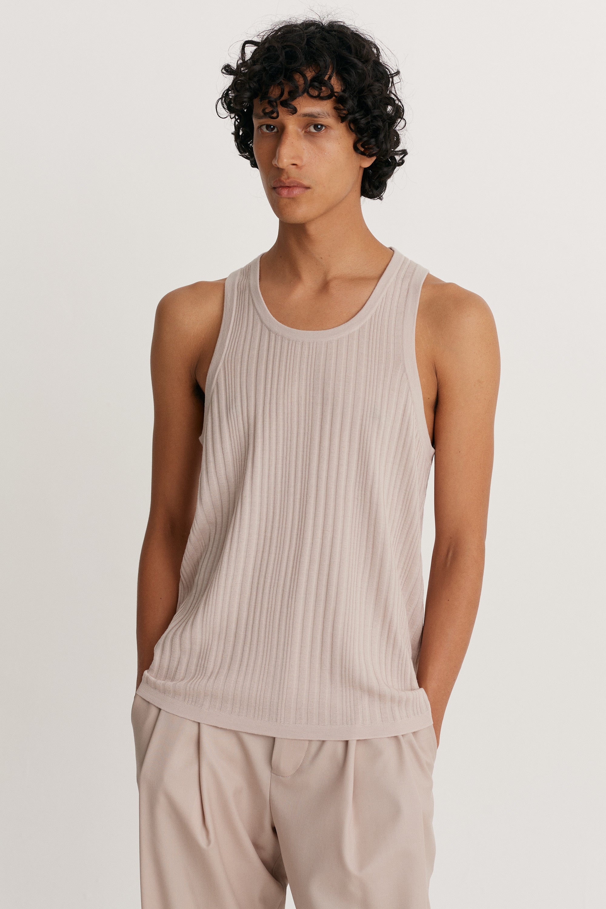 新品・タグ付き♡L´Appartement Knit Vest Skyscraper Vest / DROPS 228-3 - Free knitting patterns by