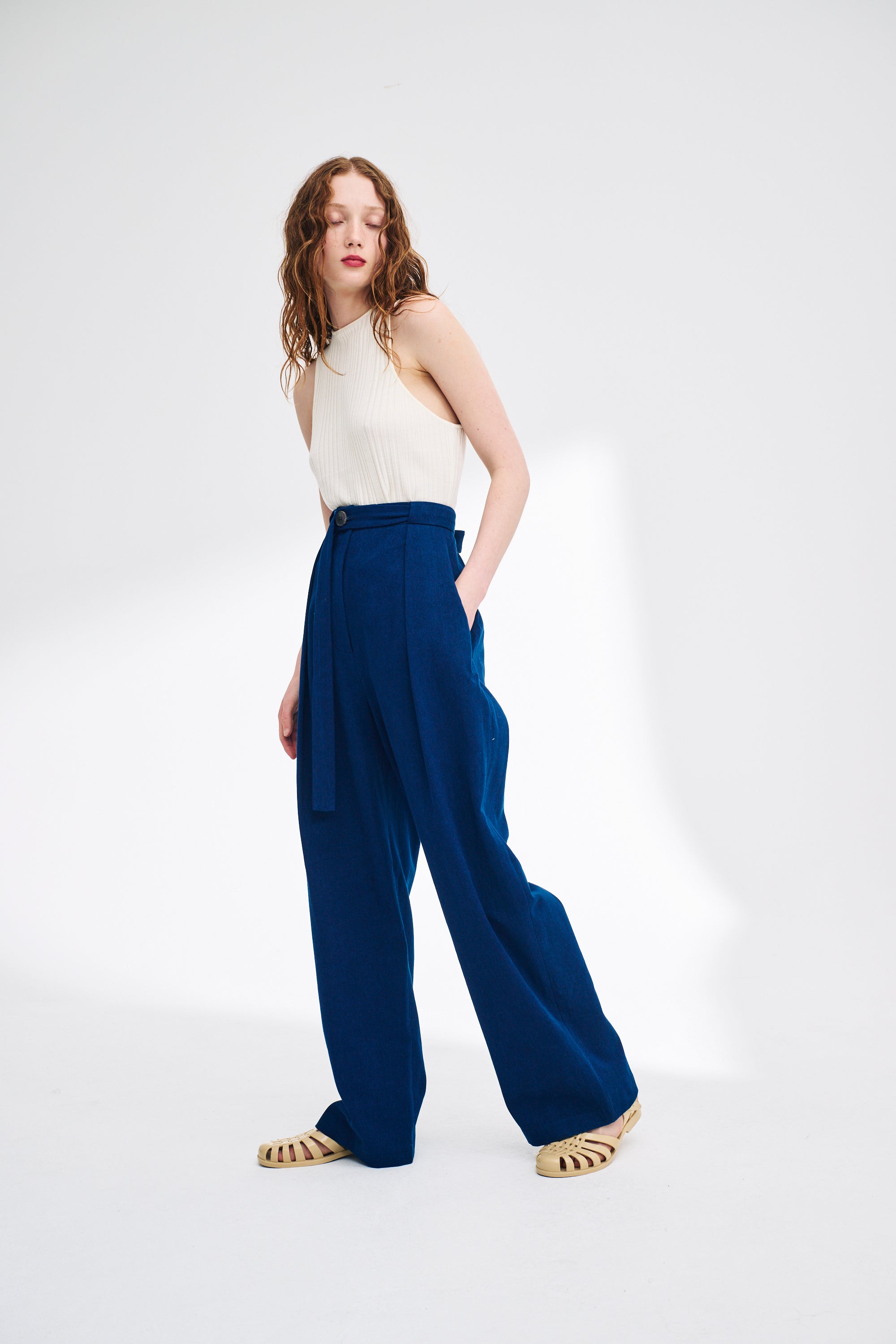 Tapered Wide-Leg Trouser – King & Tuckfield