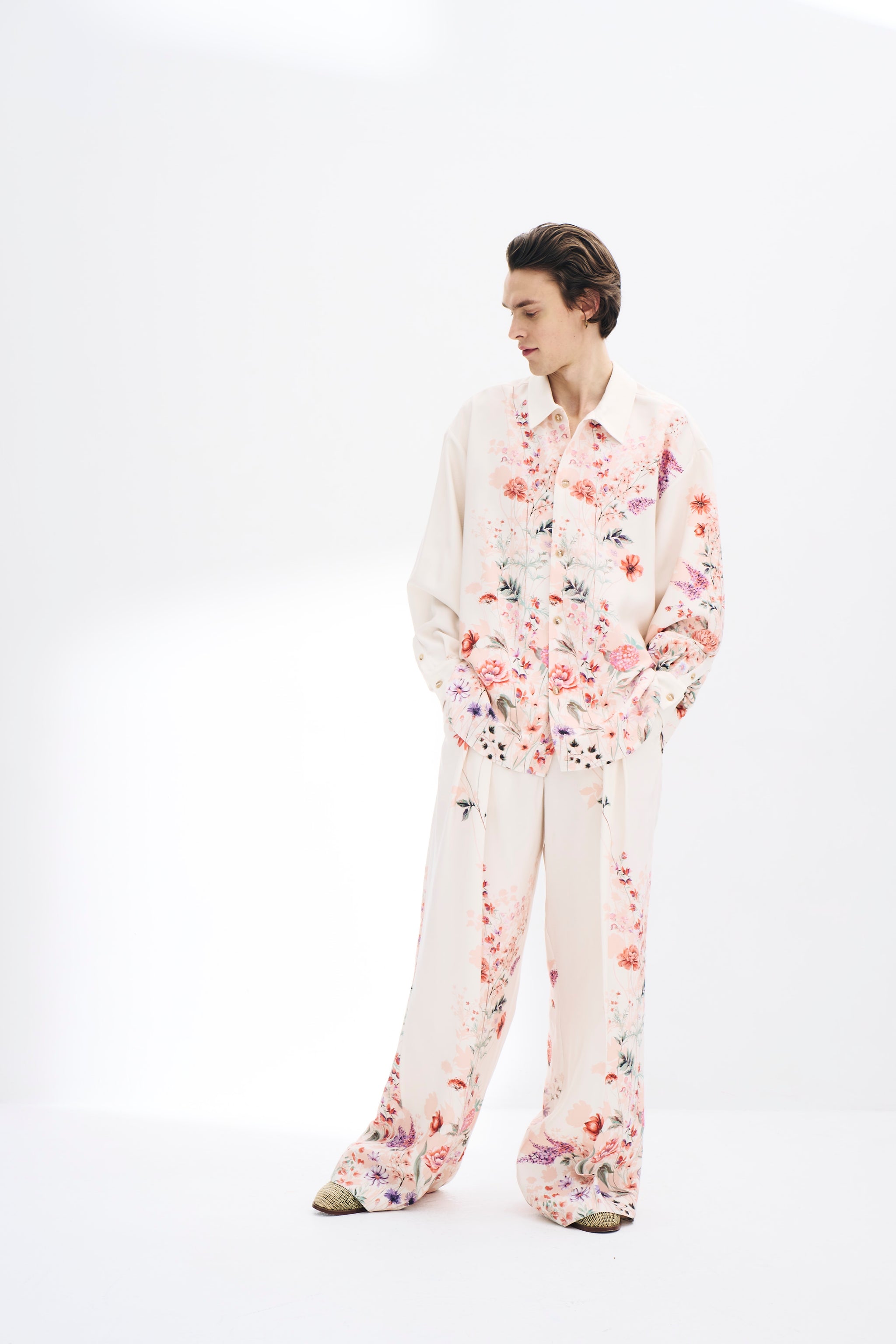 Floral-Print Pleat-Sleeve Oversized Shirt – King & Tuckfield